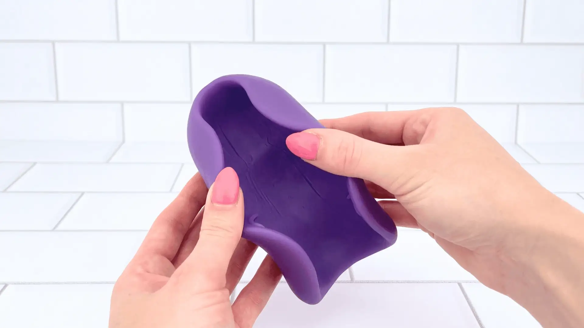Ribbed Intensifying Hand Job Stroker Aide - Image 4